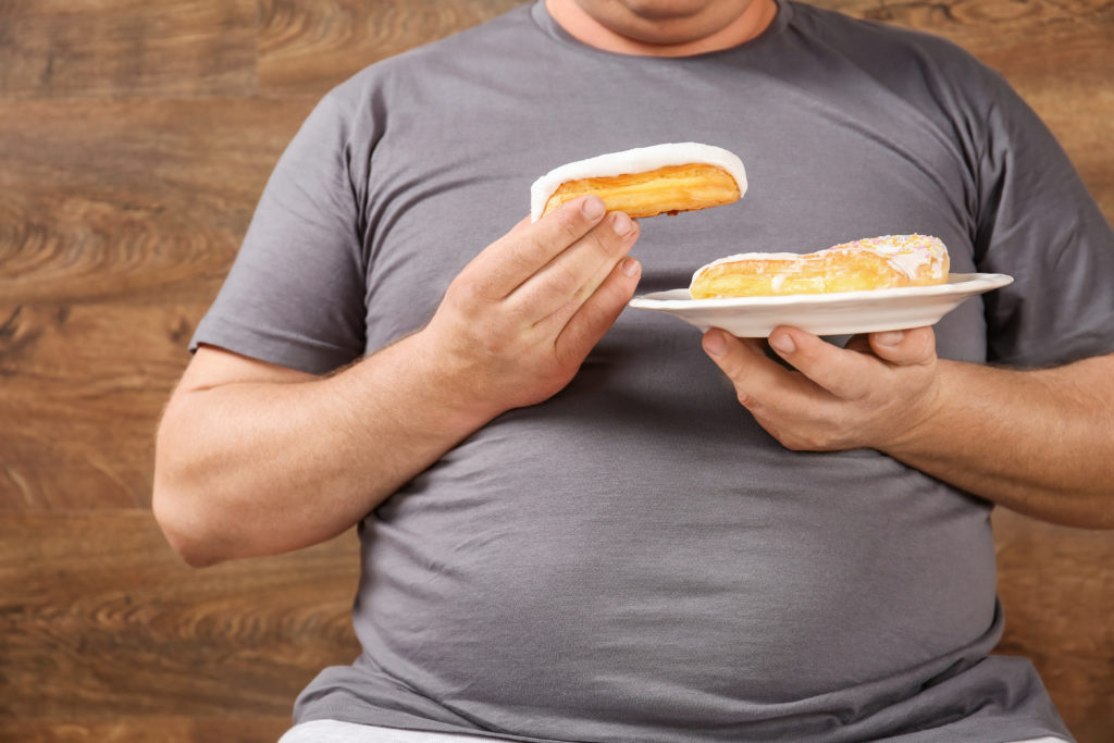Desorden alimenticio en cuarentena eleva colesterol